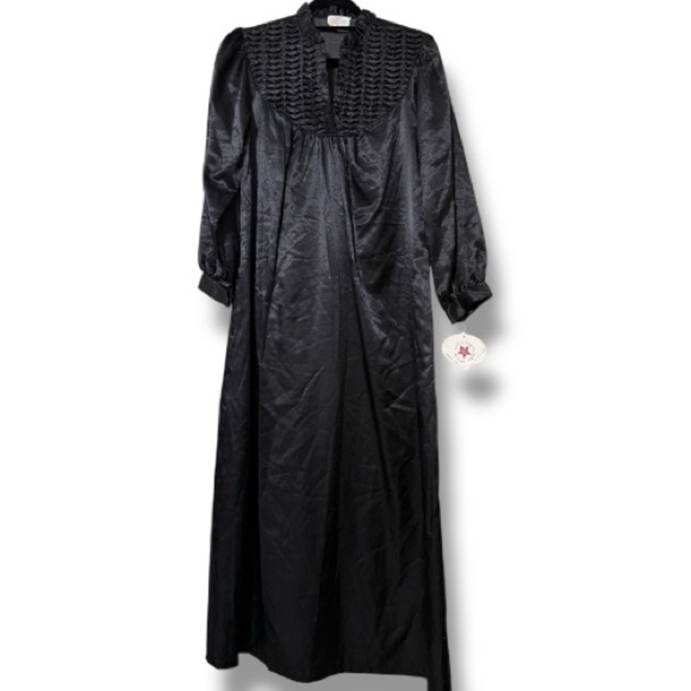 Vintage Llise Stevens women's size small black long gown gothic grannycore new